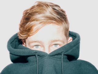 Zdjęcie do artykułu: Portret high-key i low-key – jak je zrobić i kiedy stosować